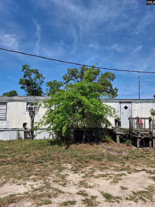 2148 Red Hill Circle, Cassatt, SC, 29032 | Card Image