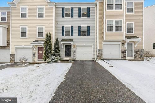 33 Antigua Dr, HEDGESVILLE, WV, 25427-1180 | Card Image