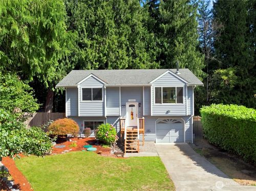 19005 60th St E, Lake Tapps, WA, 98391-8808 | Card Image