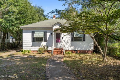 2061 Burnett Blvd, Wilmington, NC, 28401-6939 | Card Image