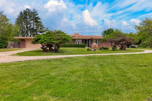 5810 Se Croco Rd, Berryton, KS, 66409-9774 | Card Image