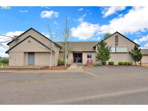 21211 Coburg Rd, Harrisburg, OR, 97446-9775 | Card Image
