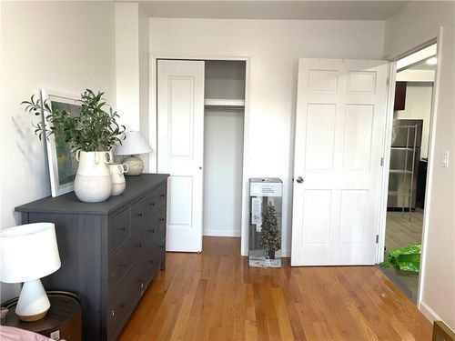3a-3929 New Utrecht Ave, Brooklyn, NY, 11219-1032 | Card Image