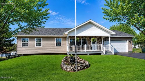 57 Kellogg Rd, Stillwater, NY, 12170-1208 | Card Image