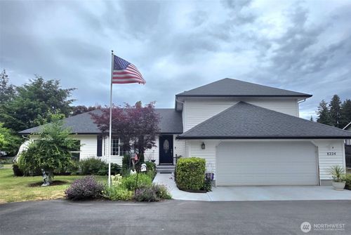 8224 Mullen Road Se, Lacey, WA, 98503 | Card Image