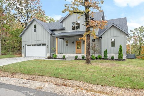 13 Chichester Cir, Bella Vista, AR, 72714-2901 | Card Image