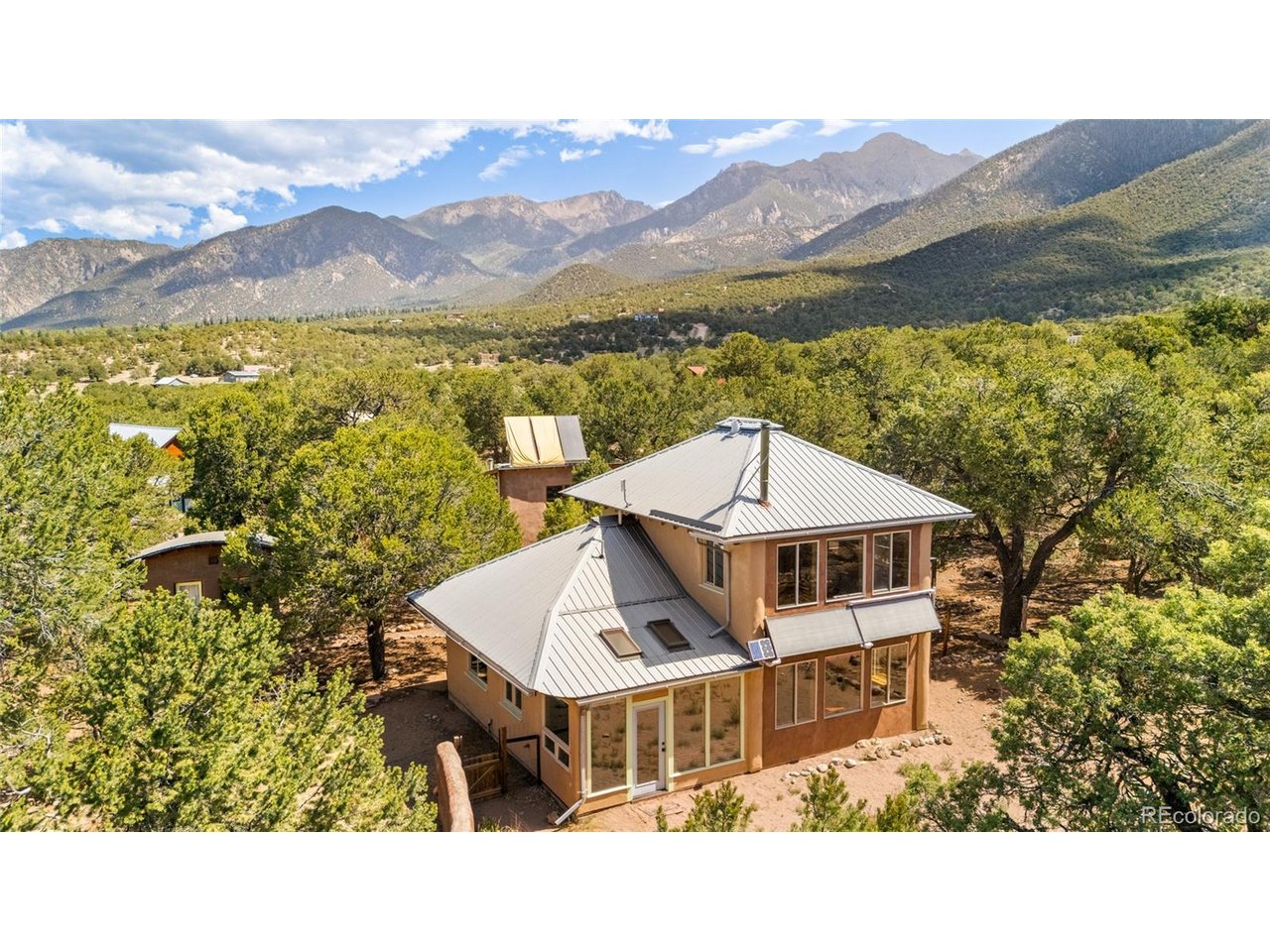 Residential in Crestone