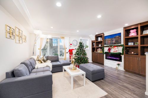 62-15175 62a Ave, Surrey, BC, V3S1X1 | Card Image