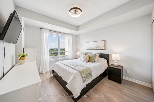 902-9245 Jane St, Vaughan, ON, L6A0J9 | Card Image