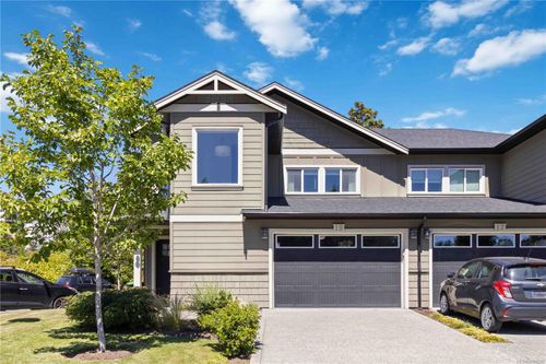 19 Massey Pl, Victoria, BC, V9B0S9 | Card Image