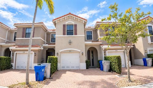 1042-1042 Nw 33rd Mnr, Pompano Beach, FL, 33064-5931 | Card Image