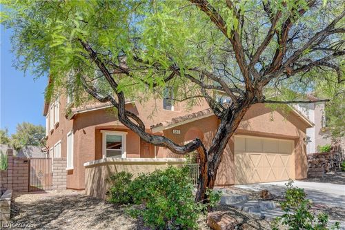 561 Ivy Spring St, Las Vegas, NV, 89138-6073 | Card Image