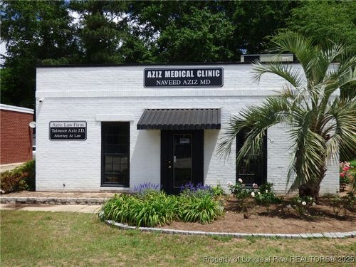 224 N Main St, Spring Lake, NC, 28390-3820 | Card Image