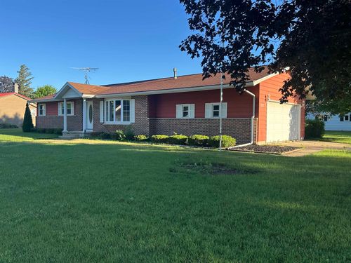 207 Cedar Ave, Brodhead, WI, 53520-1044 | Card Image