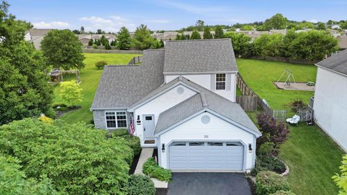 70 Lantern Chase Dr, Delaware, OH, 43015-3341 | Card Image