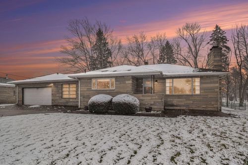 28472 State Road 2 Highway, New Carlisle, IN, 46552-9744 | Card Image