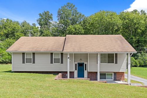 9416 Thrasher Trl, Soddy Daisy, TN, 37379-3052 | Card Image
