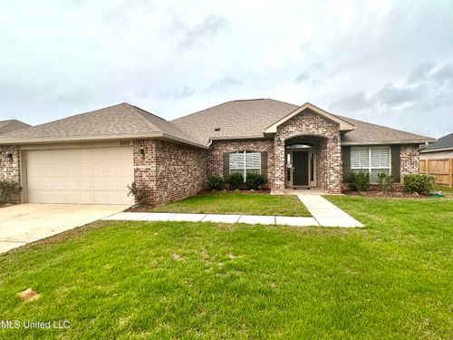 6208 Emerald Lake Dr, Biloxi, MS, 39532-4537 | Card Image