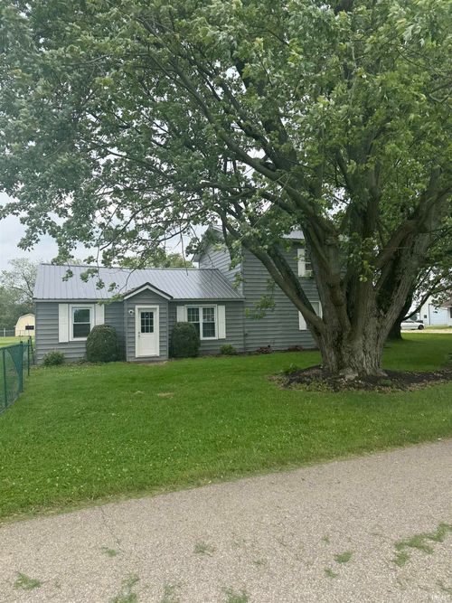 70558 Windsor St, Nappanee, IN, 46550-9341 | Card Image