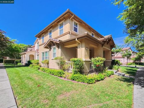 260 Wapello Cir, Sacramento, CA, 95835-1862 | Card Image