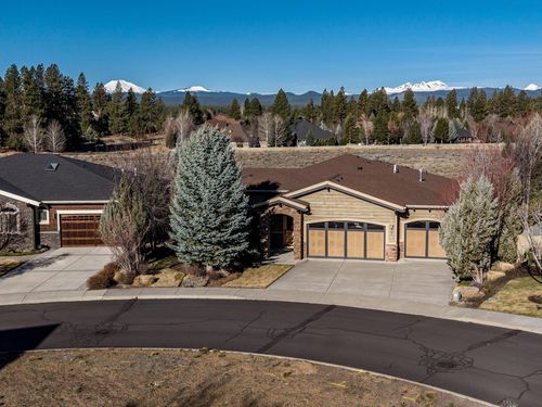 19503 Spencers Crossing Ln, Bend, OR, 97702-3579 | Card Image