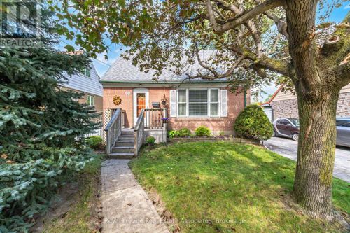 68 Allenby Ave, Etobicoke, ON, M9W1S6 | Card Image