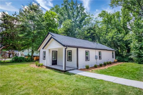 206 Walker Dr, Monroe, GA, 30655-2243 | Card Image