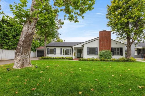 2450 Bonnie Brae, Santa Ana, CA, 92706-1604 | Card Image
