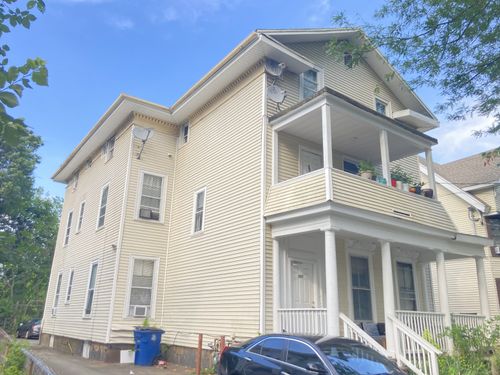 607 Elm St, New Haven, CT, 06511-4181 | Card Image