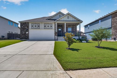 731 Red Barn Bnd, New Braunfels, TX, 78130-1876 | Card Image