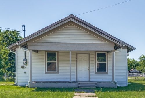 1201 E 3rd Ave, Corsicana, TX, 75110-4764 | Card Image