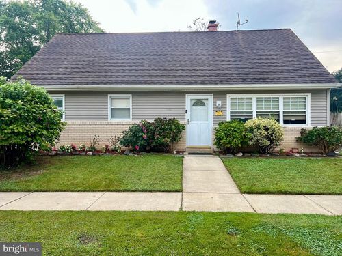 18 Reybold Dr, DELAWARE CITY, DE, 19706-8716 | Card Image