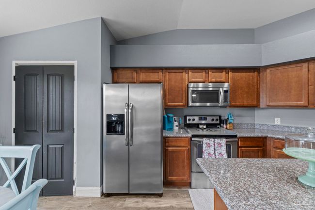3942 Flour Mill Cir, House other with 4 bedrooms, 2 bathrooms and 2 parking in Pace FL | Image 15