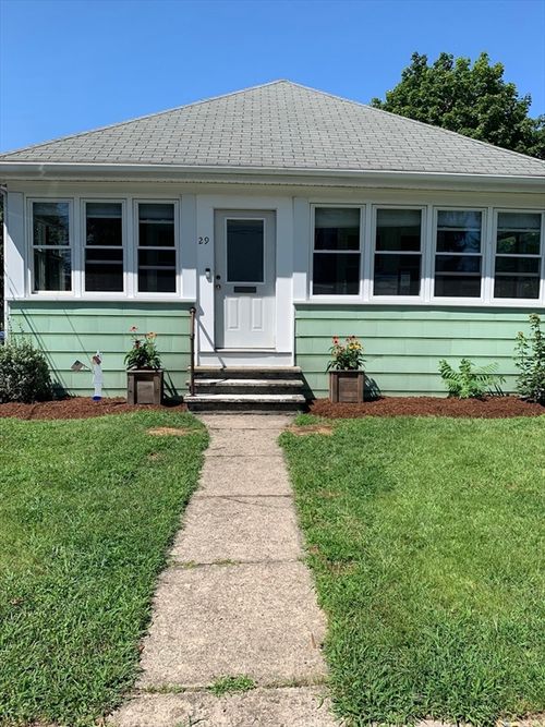 29 Saint Michael Rd, Braintree, MA, 02184-6902 | Card Image