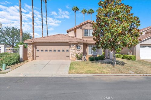 683 Sunshine St, Banning, CA, 92220-3701 | Card Image
