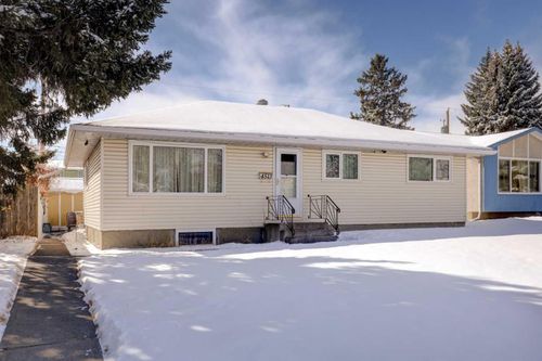 4513 Forman Cres Se, Calgary, AB, T2A2B1 | Card Image
