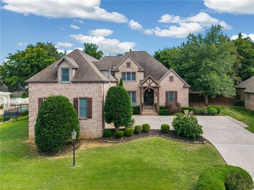 2567 N Firewood Dr, Fayetteville, AR, 72703-4788 | Card Image