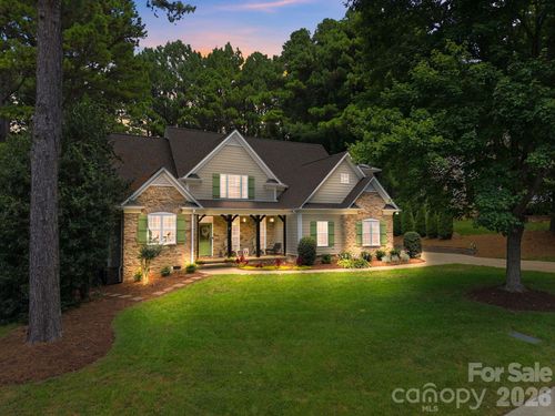 240 Silvercliff Dr, Mount Holly, NC, 28120-9164 | Card Image