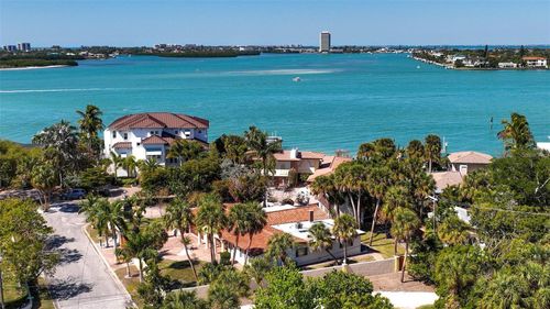 25 Lands End Ln, Sarasota, FL, 34242-1147 | Card Image