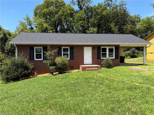 308 K St, North Wilkesboro, NC, 28659-3816 | Card Image