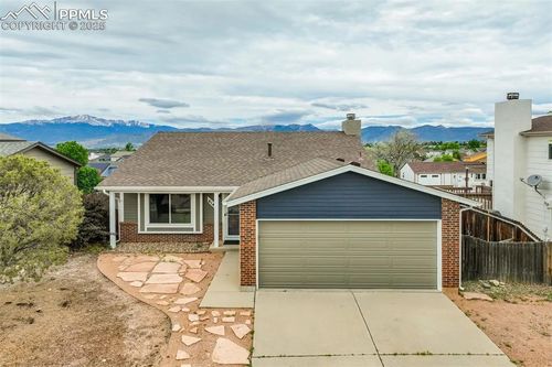 8140 Freemantle Dr, Colorado Springs, CO, 80920-4925 | Card Image
