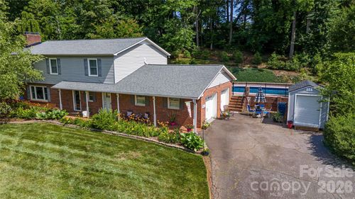 2959 Ramblewoods Dr, Valdese, NC, 28690-9445 | Card Image