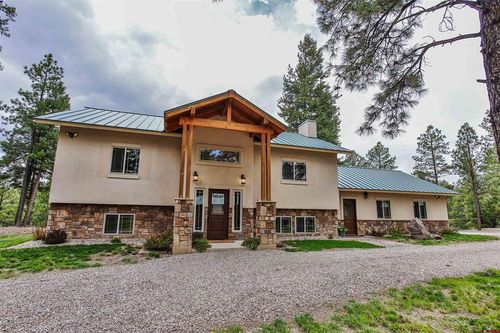 620 Majestic Dr, Pagosa Springs, CO, 81147-7401 | Card Image
