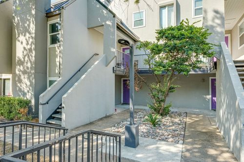 ste-156-935 La Posada Dr, Austin, TX, 78752-3806 | Card Image