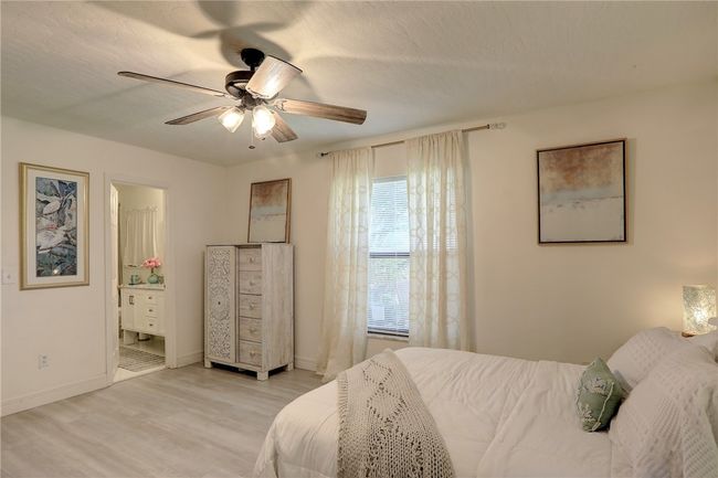 985 George St, House other with 2 bedrooms, 2 bathrooms and null parking in SEBASTIAN FL | Image 18
