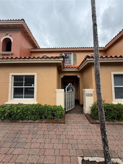 106-4939 N Harbor Isles Dr, Fort Lauderdale, FL, 33312-5225 | Card Image