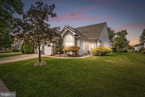 124 Ridgway Dr, BORDENTOWN, NJ, 08505-4292 | Card Image