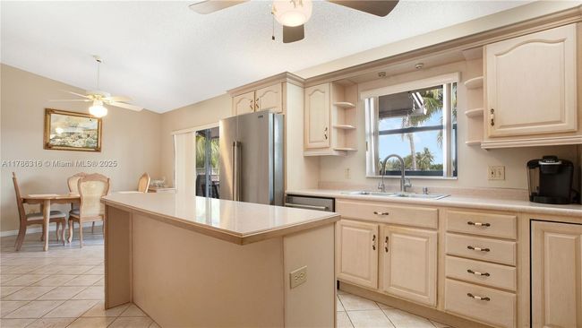 7914 Sw 199 Th Ter, House other with 4 bedrooms, 3 bathrooms and null parking in Cutler Bay FL | Image 12