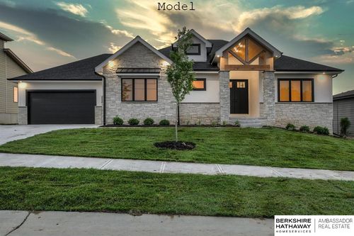 3902 S 212th St, Elkhorn, NE, 68022-3256 | Card Image