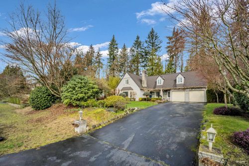 539 Newcroft Pl, West Vancouver, BC, V7T1W9 | Card Image